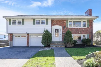 86 Farwell St