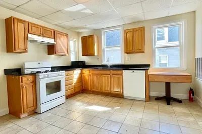 45 Chestnut Avenue #2