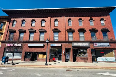 623 Main St 1