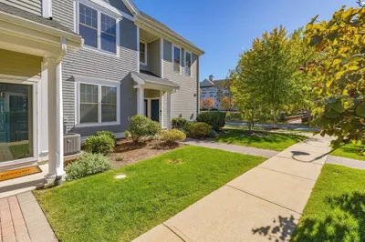 48 Seven Springs Lane #H 1