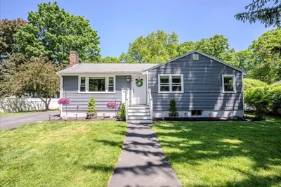 641 Elm St 1