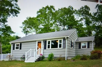 48 Smiths Ln
