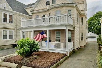 16-18 Seafoam Ave #2