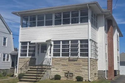 42 Cushing St #42