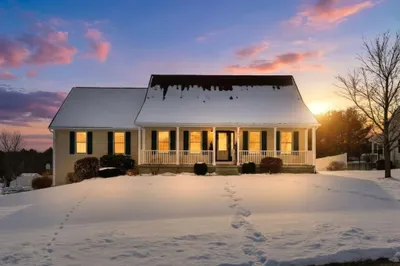 53 Scenic Rd 1