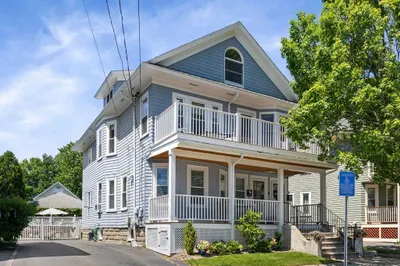 46-48 Newcomb St