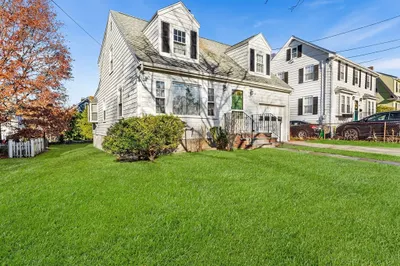 42 Jenness St