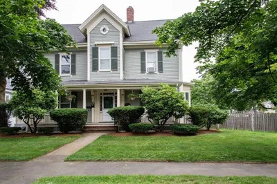 21 Cherry Street #2B 1