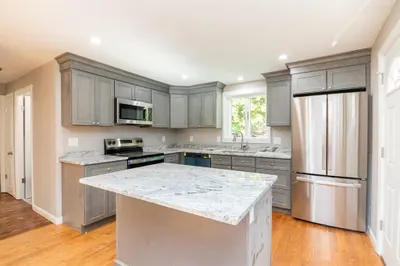 4 Highland Cir