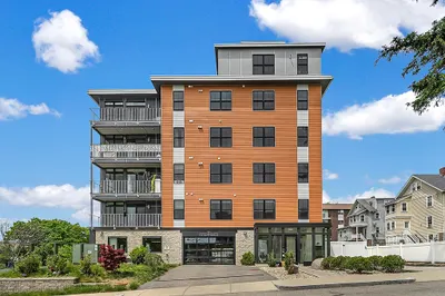 11 Oak Grove Ter #402 1