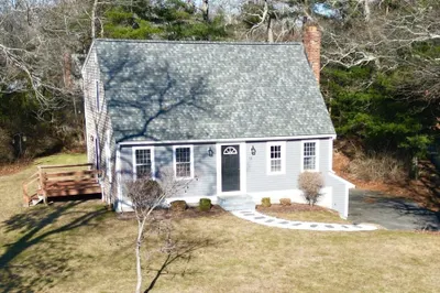 51 Kathleen Dr 1