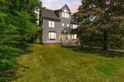 166 Pleasant Street