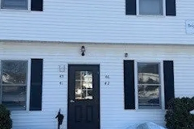1501 Main St #42