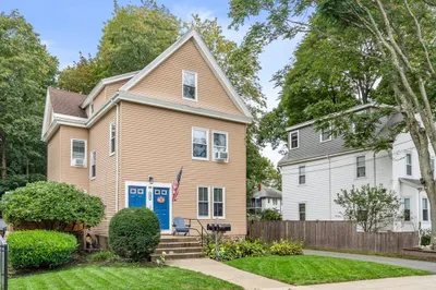 301 Poplar St #3 1