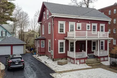 37 Park St #1