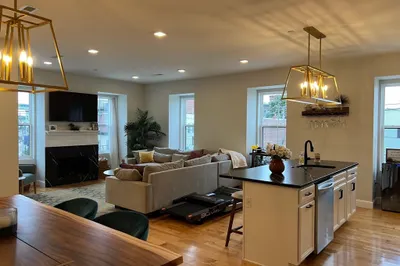14 Williams St #4