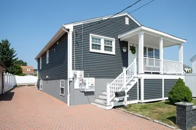 357 Baker St