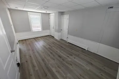 27 Vine St #4