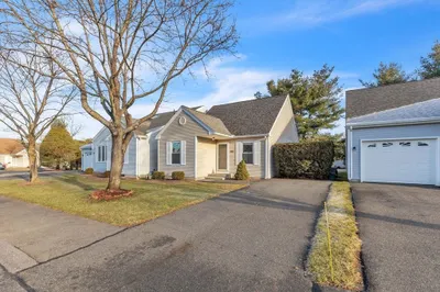 103 Alvord Pl #103 1