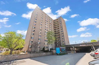 1025 Hancock St #13M