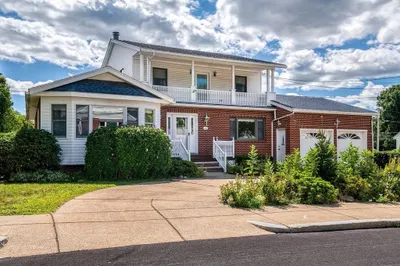 16 Bobolink Street 1