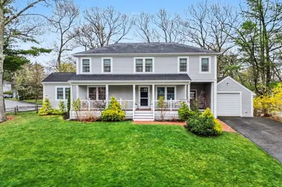 16 Forest Rd