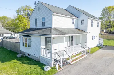 55 Kendall Ave