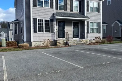 14 Caroline Way #14