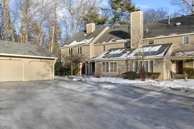 118 Brickett Hill Circle #118 1
