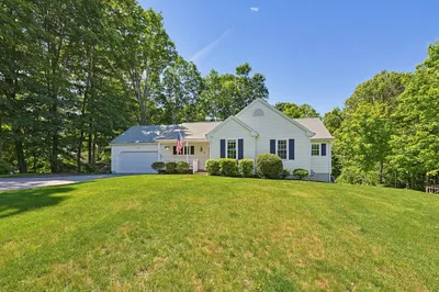 8 Maple Street 1