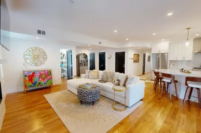 20 Lawrence St #2 1
