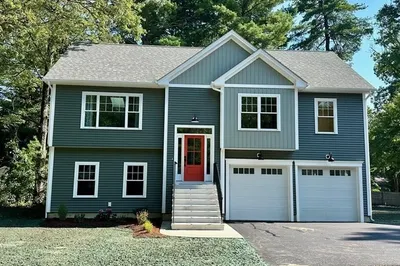 596a Ryan Rd #1 1