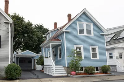 120 Lawton Ave