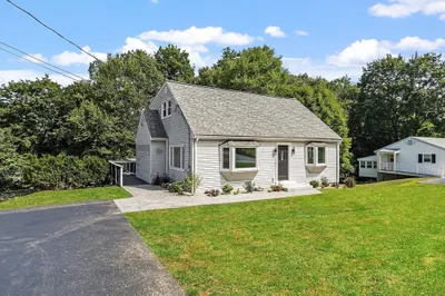 129 Fort Meadow Dr 1