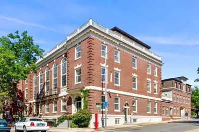 17 Central Street #5 1