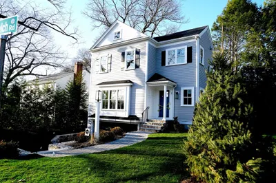 2 Welch Rd 1