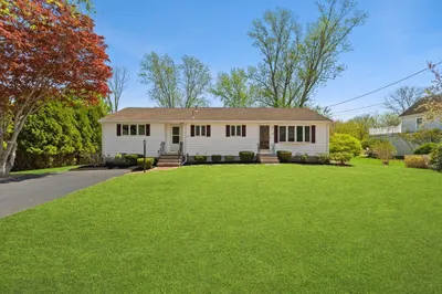157 Elm Street 1