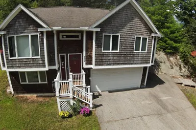 528 Essex Ave 1