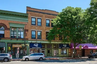 42 Pleasant Street #2B 1