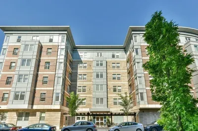 16 Miner St #506
