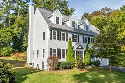 56 Edgemoor Ave