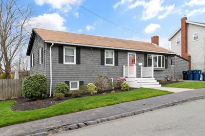 2 Cauldron Ct