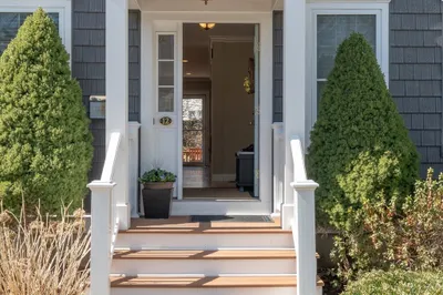 12 Neponset Ct