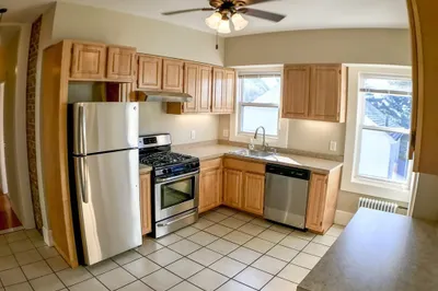 130 Metropolitan Ave #2 1