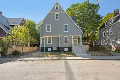 5 Ware Street #1 1