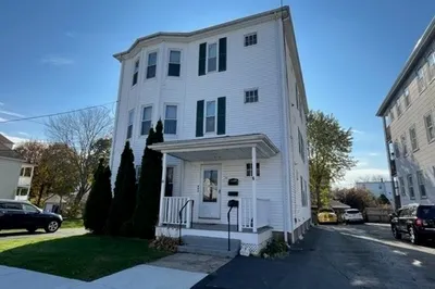19 St John Ave #3 1