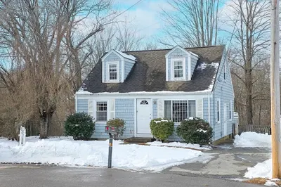 2 Westdale Ave 1