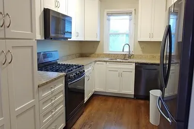 135 Walnut St #2