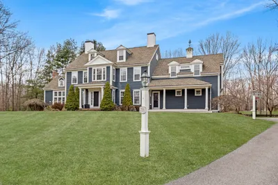 2 Franklin Rodgers Road 1