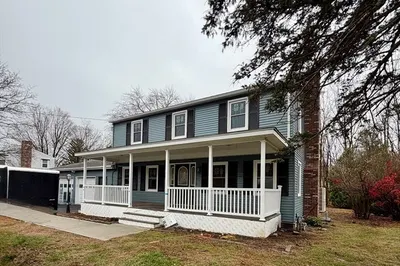 42 Gregory Lane 1